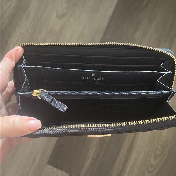 Kate Spade Red and Black Floral Wallet large size - Picture 6 of 12